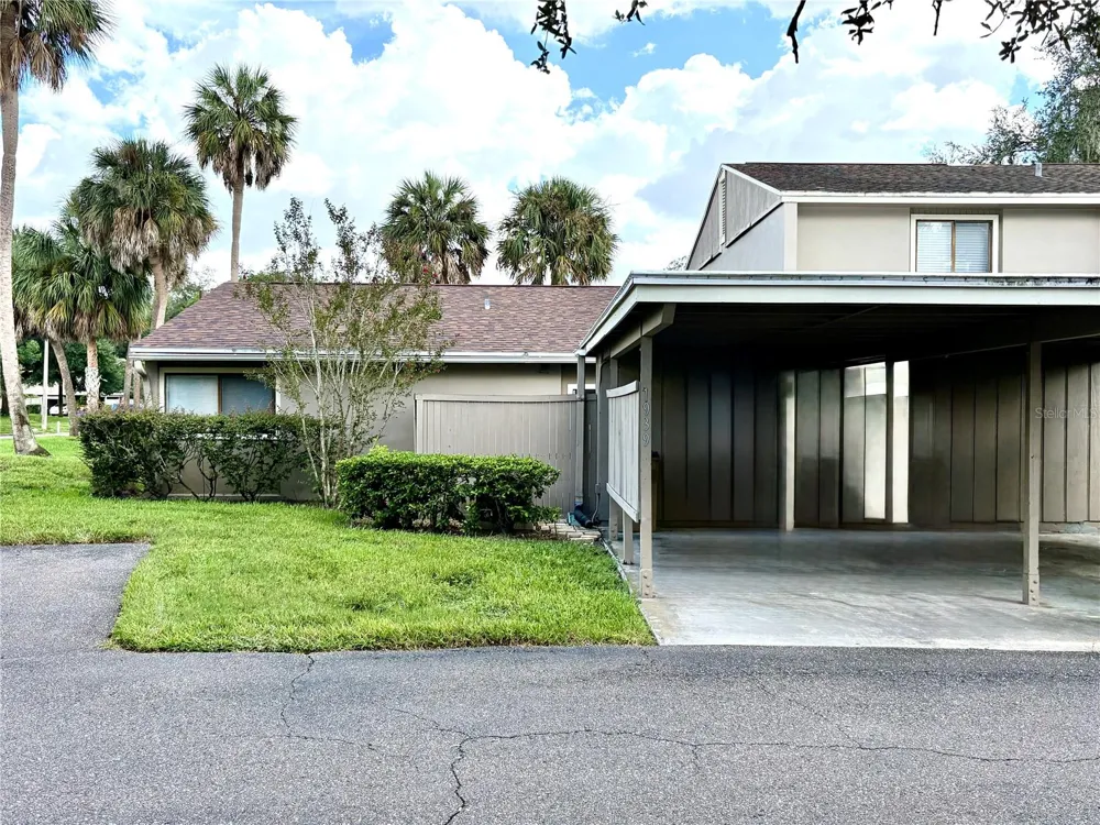 7939 PINE DRIVE #7939 Temple Terrace, FL 33637