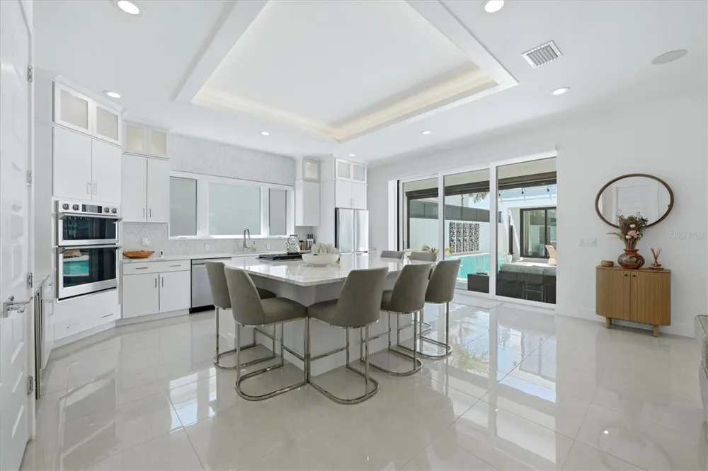 5935 REDBAY BOULEVARD Bradenton, FL 34210