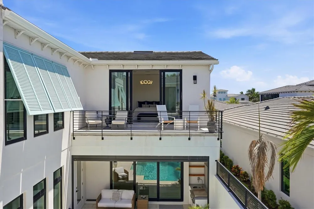 5935 REDBAY BOULEVARD Bradenton, FL 34210