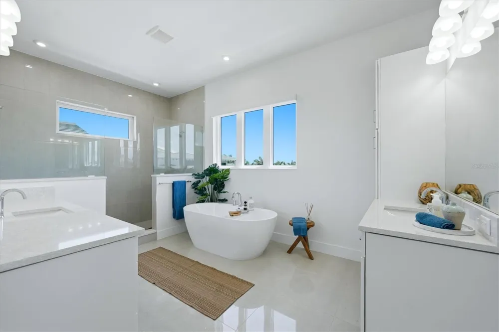 5935 REDBAY BOULEVARD Bradenton, FL 34210