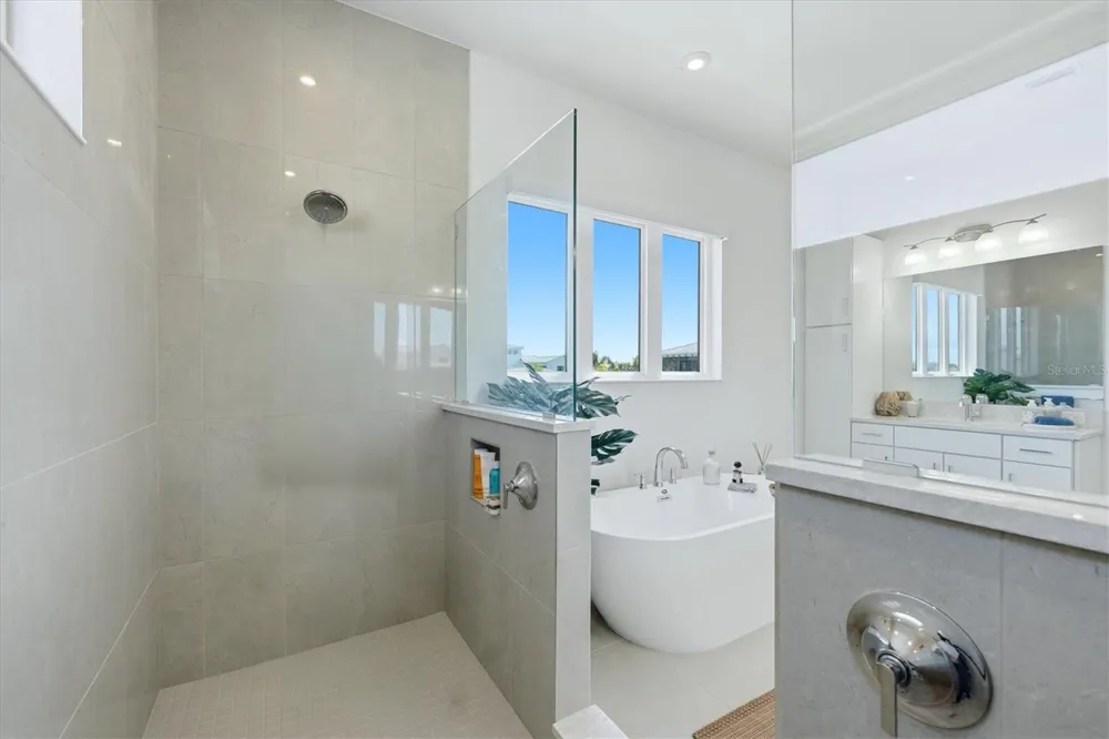 5935 REDBAY BOULEVARD Bradenton, FL 34210