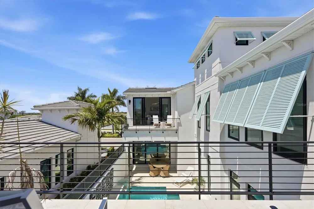 5935 REDBAY BOULEVARD Bradenton, FL 34210