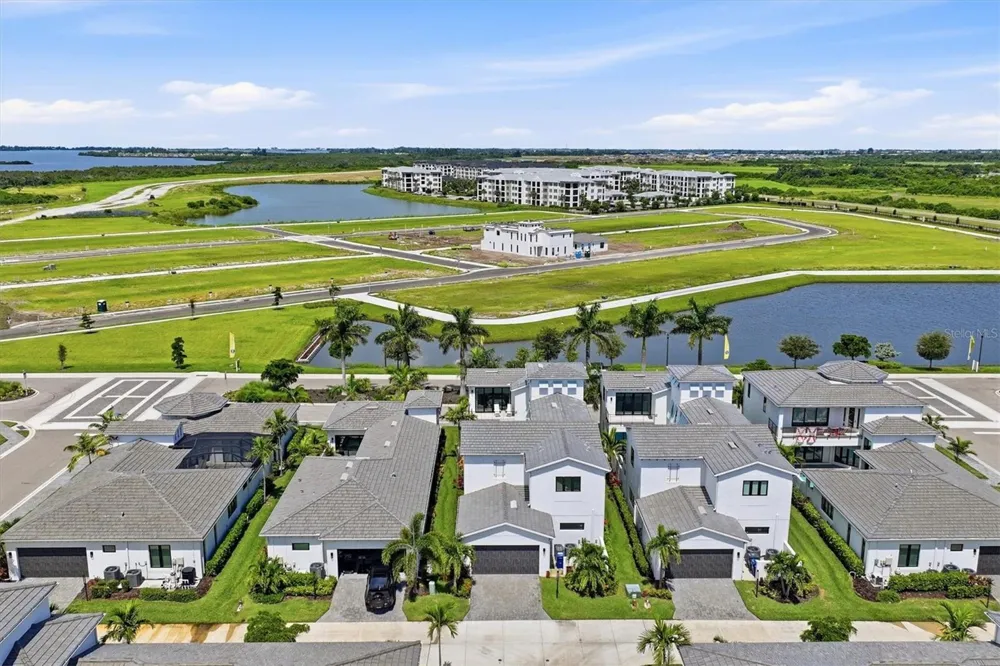 5935 REDBAY BOULEVARD Bradenton, FL 34210