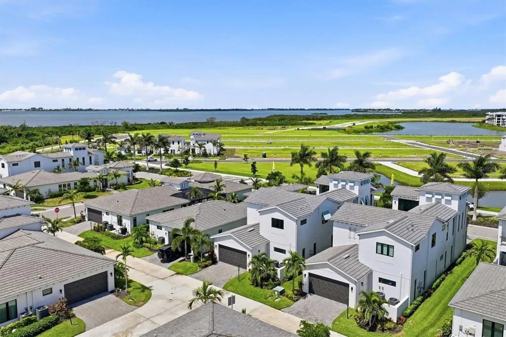 5935 REDBAY BOULEVARD Bradenton, FL 34210
