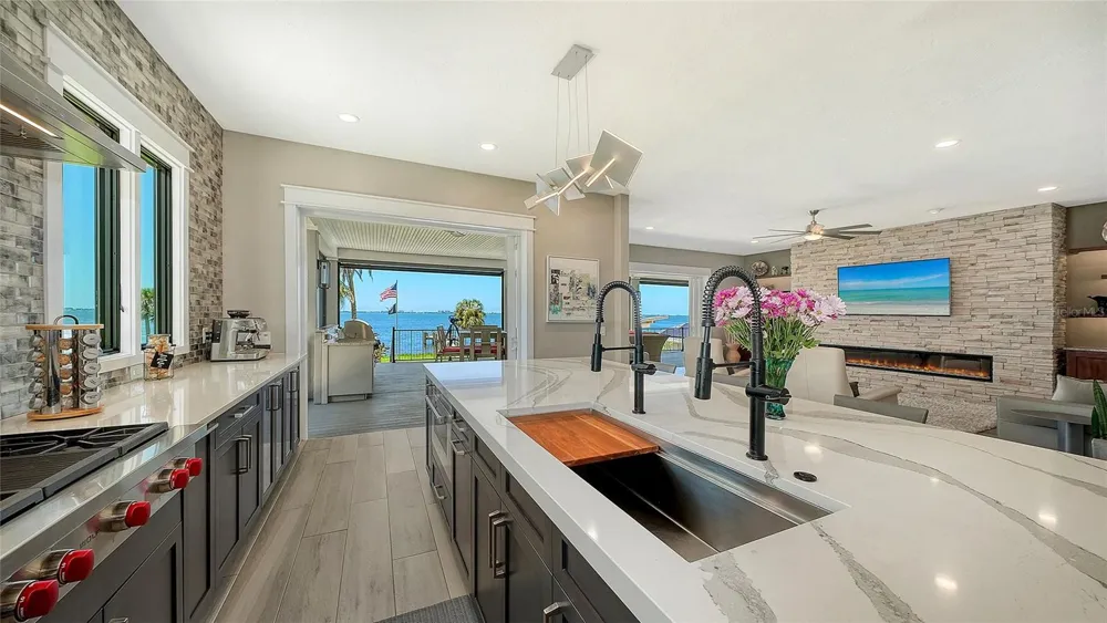 7418 WESTMORELAND DRIVE Sarasota, FL 34243