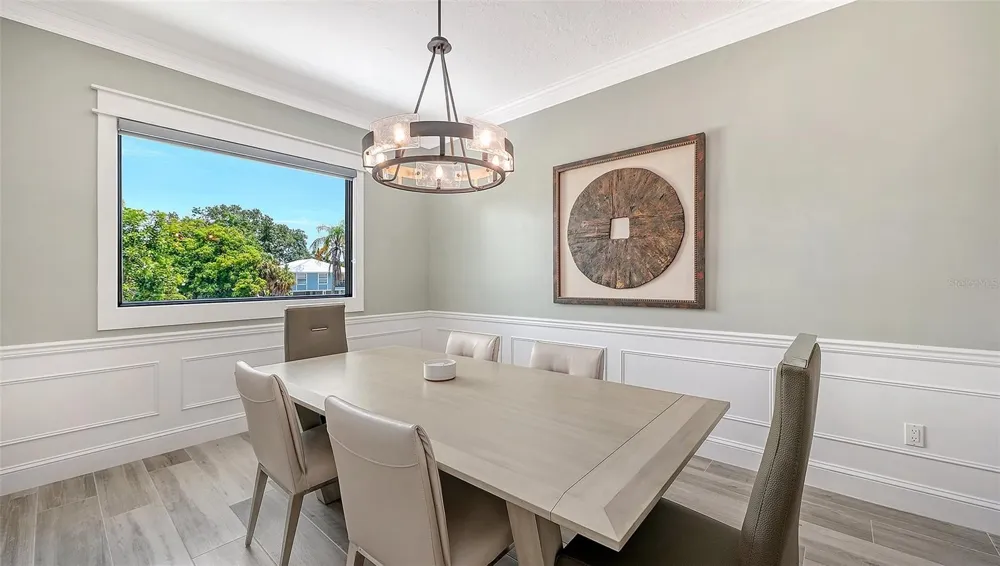 7418 WESTMORELAND DRIVE Sarasota, FL 34243
