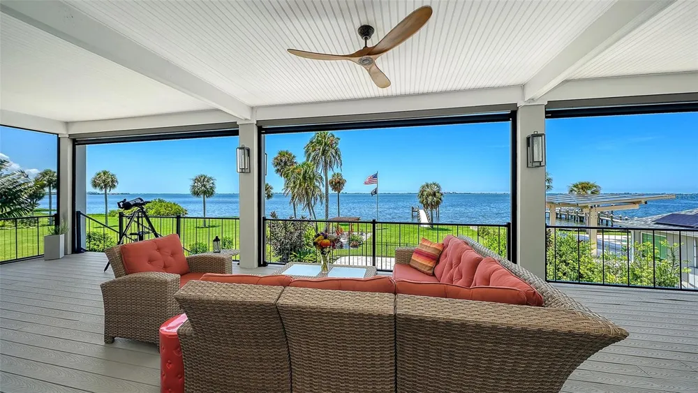 7418 WESTMORELAND DRIVE Sarasota, FL 34243