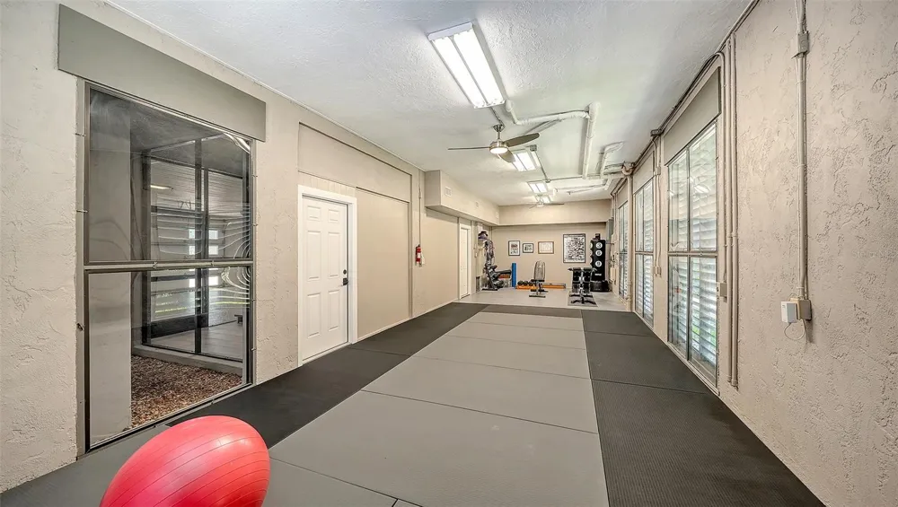 7418 WESTMORELAND DRIVE Sarasota, FL 34243