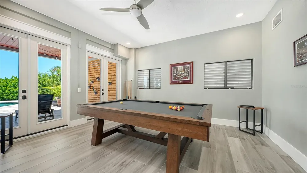 7418 WESTMORELAND DRIVE Sarasota, FL 34243