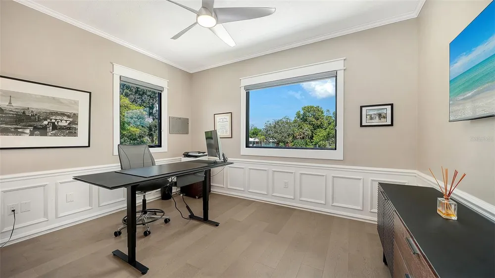 7418 WESTMORELAND DRIVE Sarasota, FL 34243