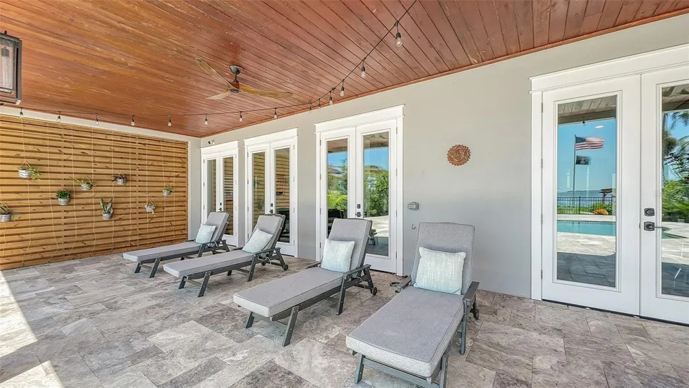 7418 WESTMORELAND DRIVE Sarasota, FL 34243
