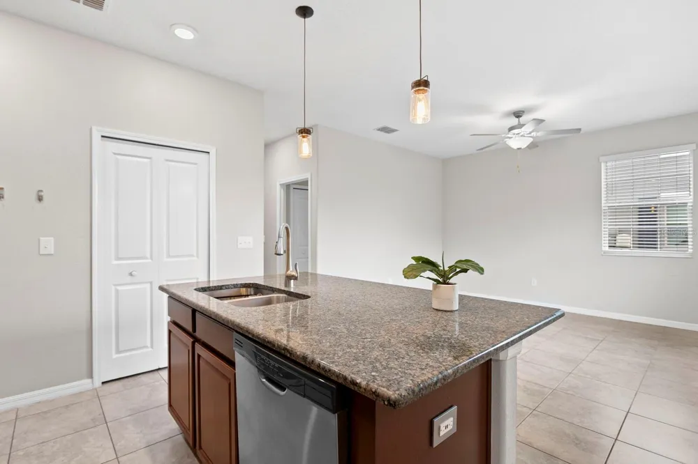 17402 CRUISER BEND Land O Lakes, FL 34638