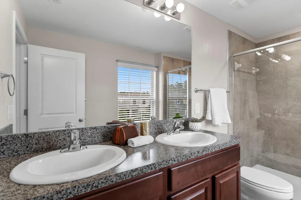17402 CRUISER BEND Land O Lakes, FL 34638