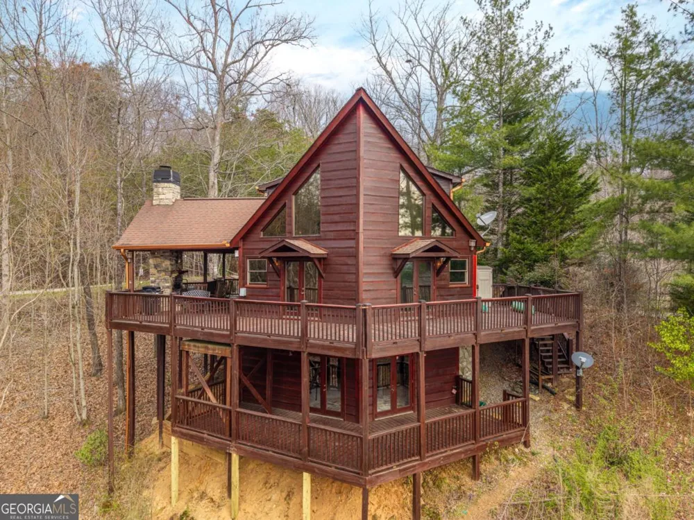 97 Fox Mountain Crossing RD Blue Ridge, GA 30513