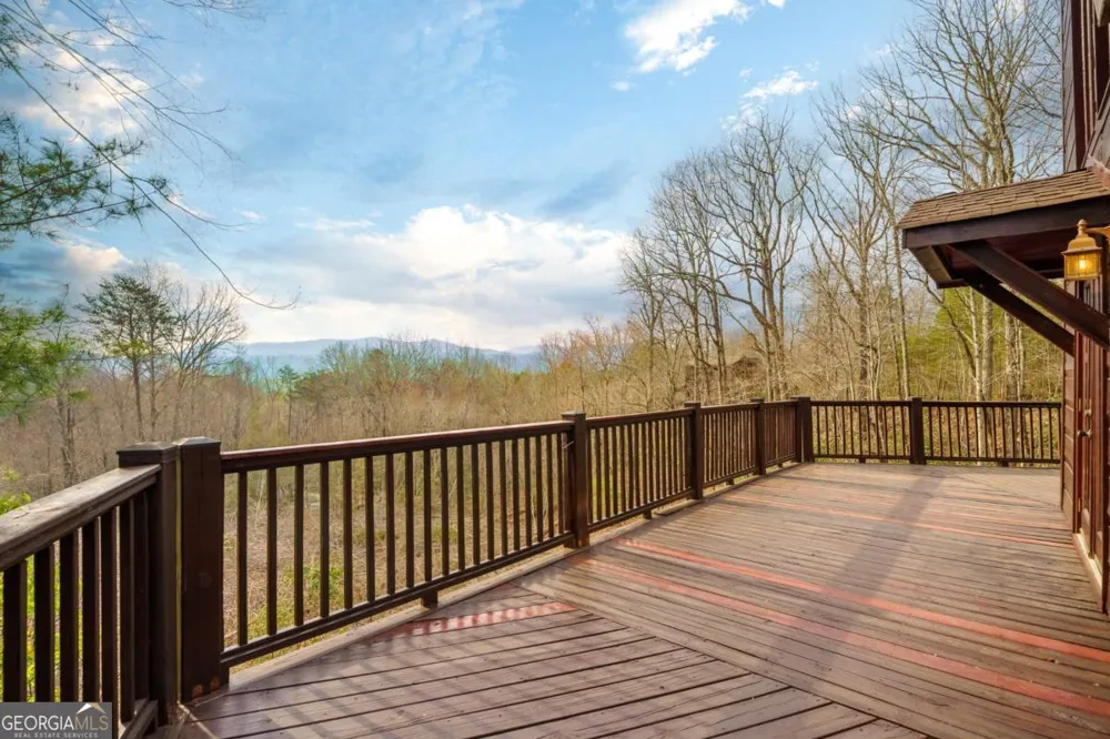 97 Fox Mountain Crossing RD Blue Ridge, GA 30513