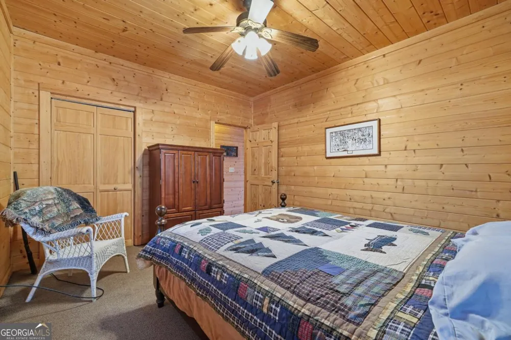 97 Fox Mountain Crossing RD Blue Ridge, GA 30513
