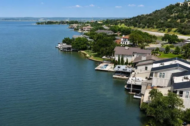 102 Bunny Run Horseshoe Bay, TX 78657