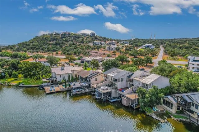 102 Bunny Run Horseshoe Bay, TX 78657