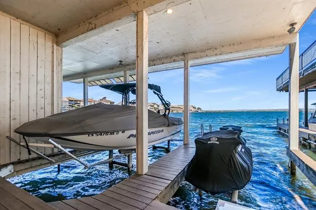 102 Bunny Run Horseshoe Bay, TX 78657