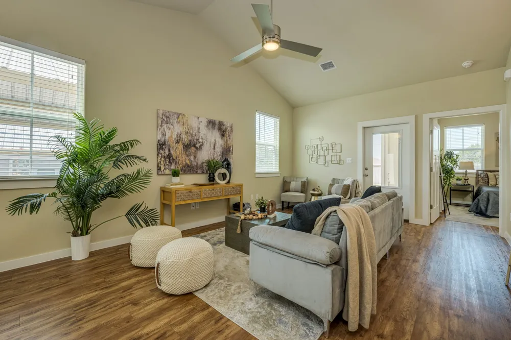 240 Rose Drive #A Dripping Springs, TX 78620