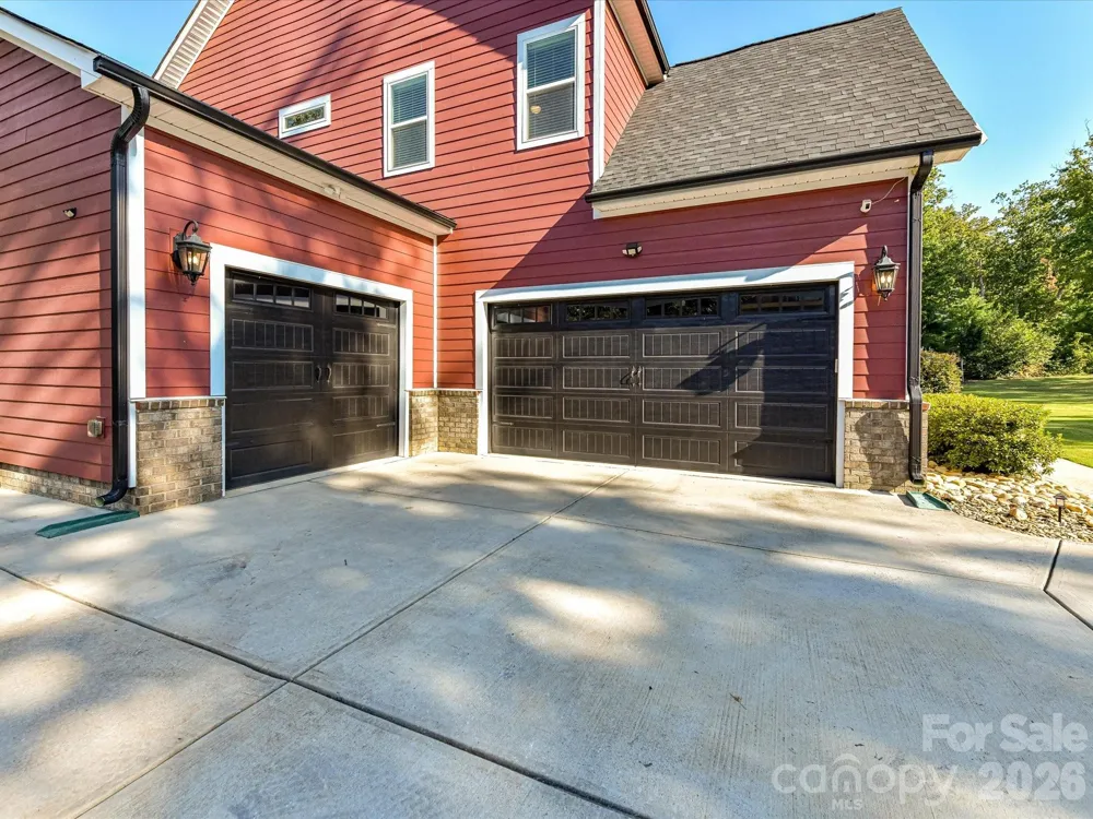 555 Shepherd Lane Clover, SC 29710