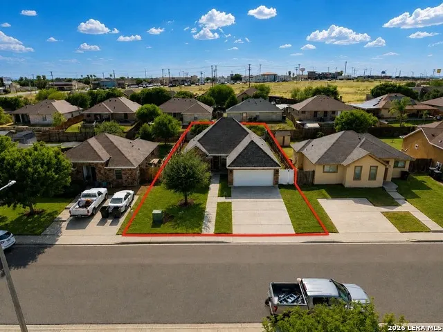 2714 OAK MANOR DR Eagle Pass, TX 78852