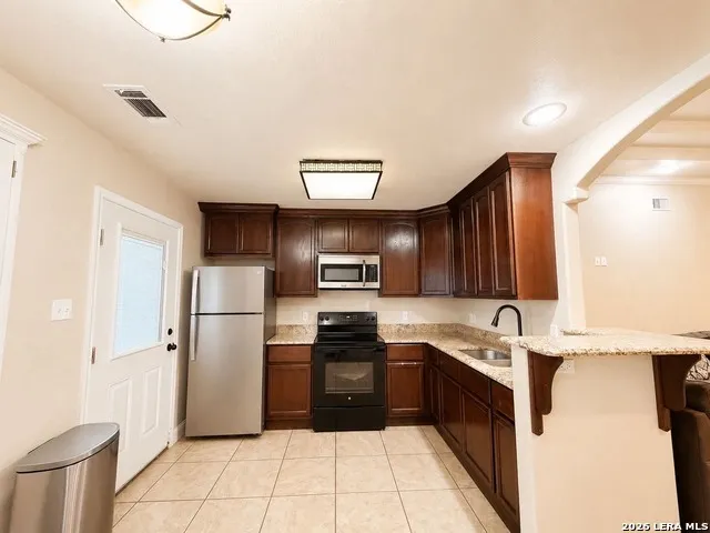 2714 OAK MANOR DR Eagle Pass, TX 78852