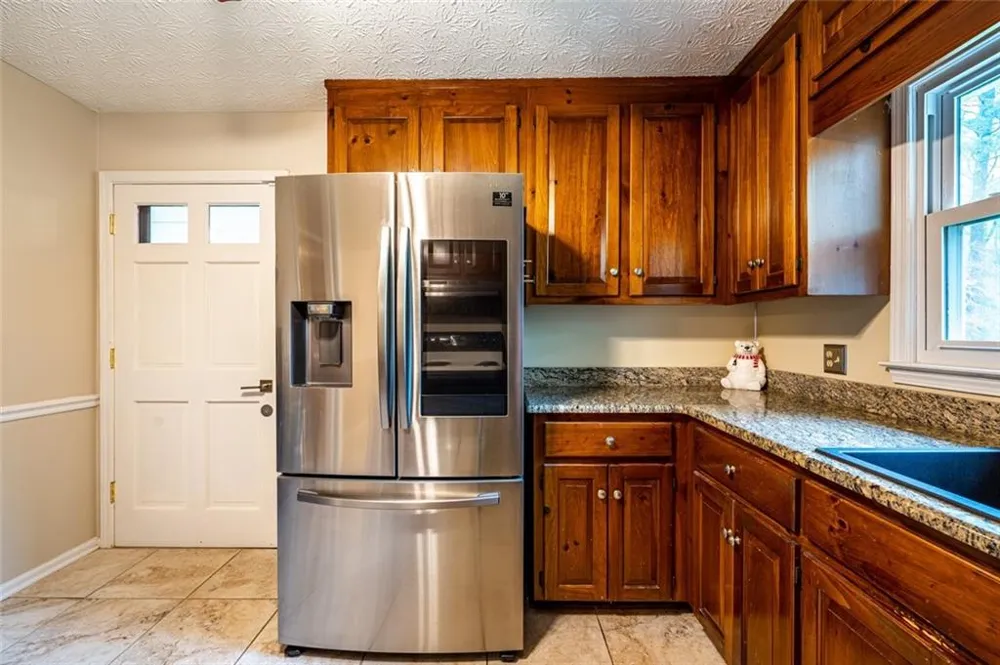465 Dobbs Road #B Woodstock, GA 30188
