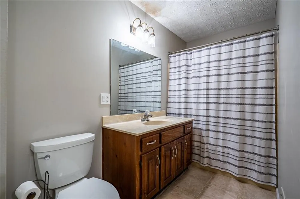 465 Dobbs Road #B Woodstock, GA 30188