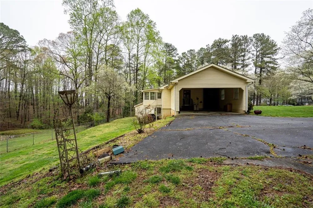 465 Dobbs Road #B Woodstock, GA 30188