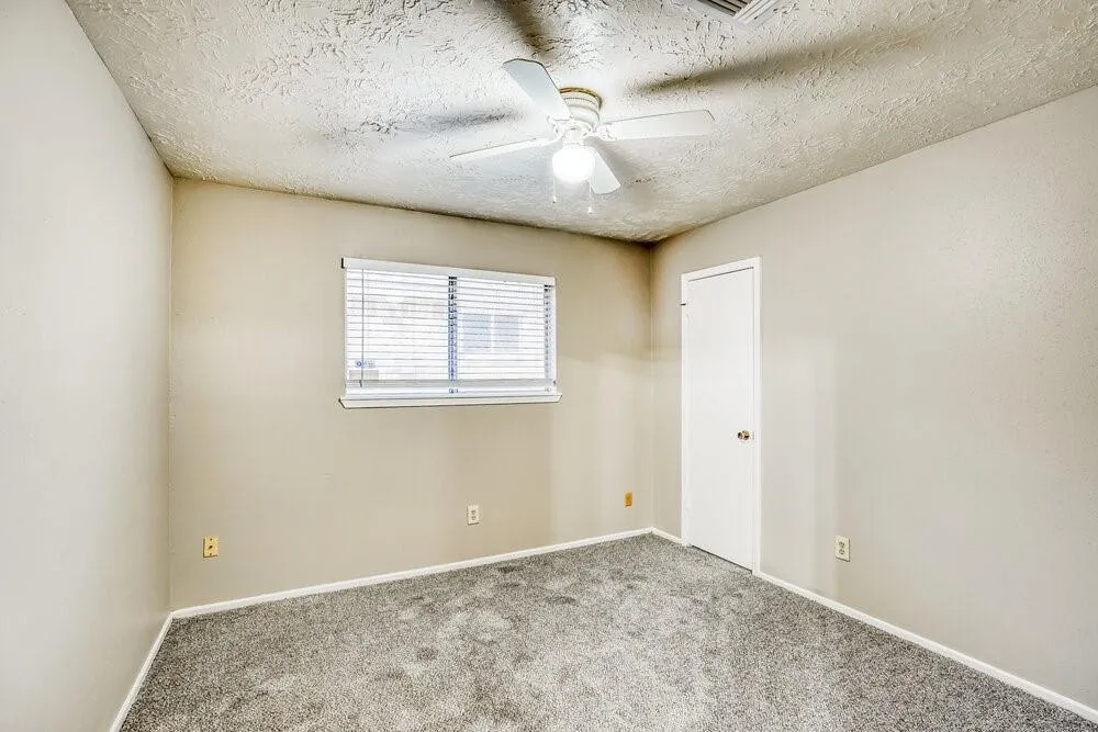 8403 Quail Burg Lane Houston, TX 77489