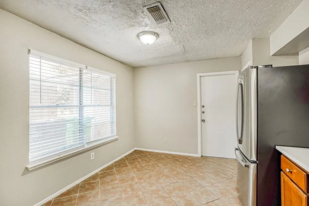 8403 Quail Burg Lane Houston, TX 77489