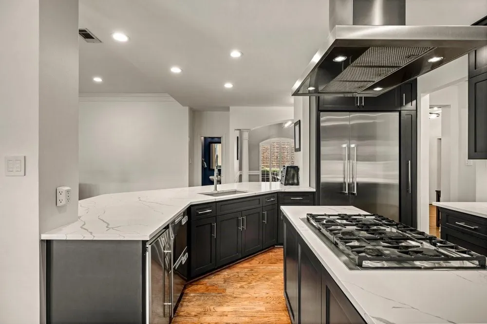 4 Crestwood Circle Sugar Land, TX 77478