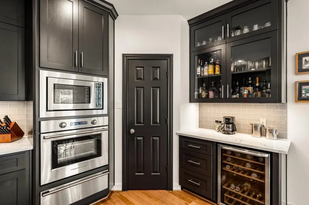 4 Crestwood Circle Sugar Land, TX 77478