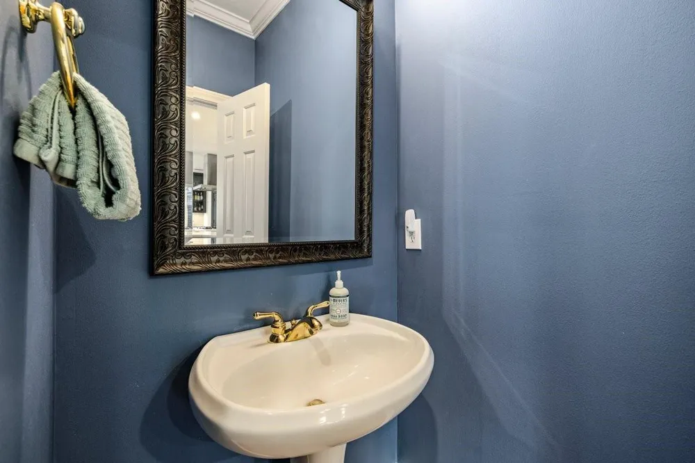 4 Crestwood Circle Sugar Land, TX 77478