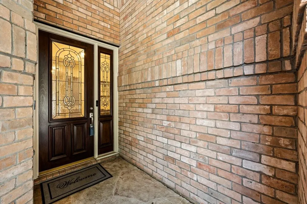 4 Crestwood Circle Sugar Land, TX 77478