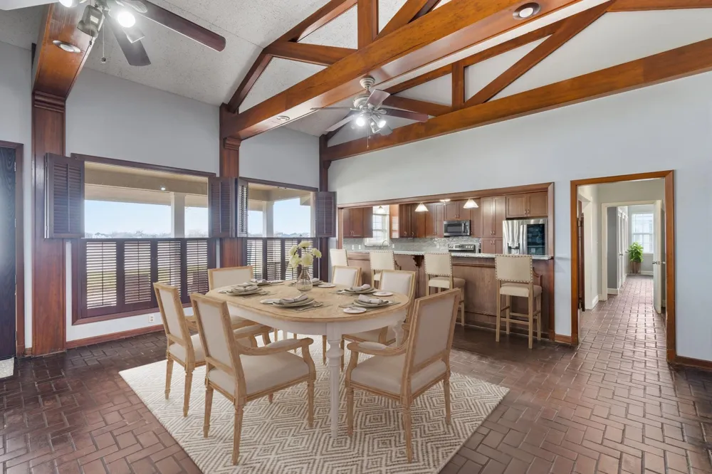 2935 W Fm 1462 Rosharon, TX 77583