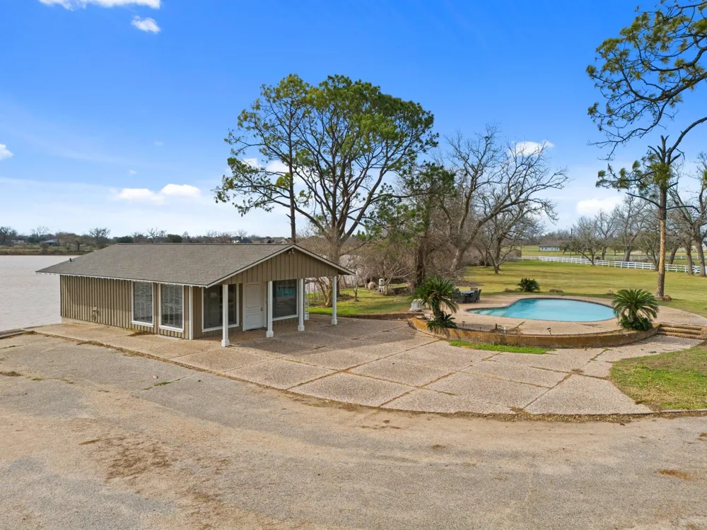 2935 W Fm 1462 Rosharon, TX 77583