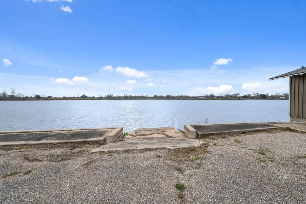 2935 W Fm 1462 Rosharon, TX 77583