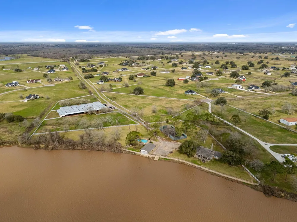 2935 W Fm 1462 Rosharon, TX 77583