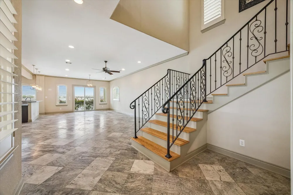 2466 Beacon Circle League City, TX 77573