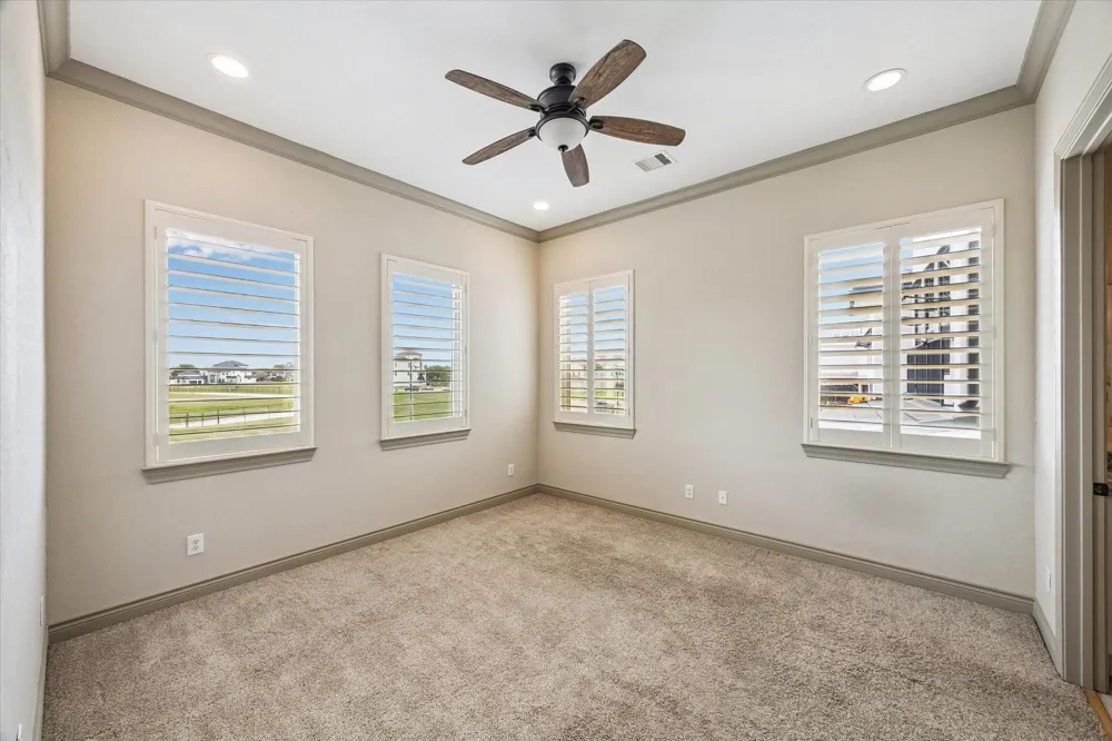 2466 Beacon Circle League City, TX 77573