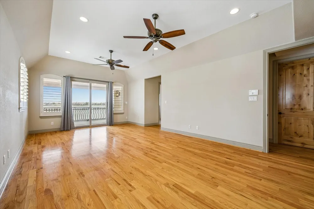 2466 Beacon Circle League City, TX 77573