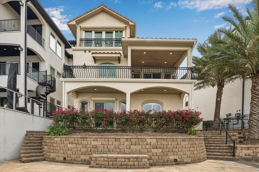 2466 Beacon Circle League City, TX 77573