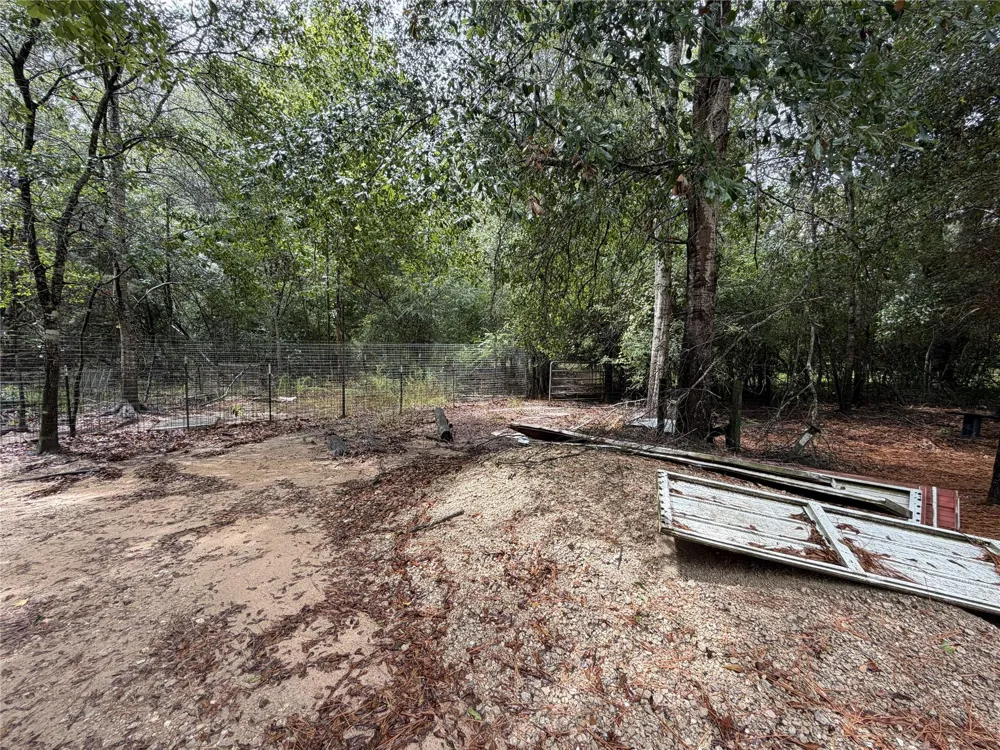 1340 County Road 4375 Spurger, TX 75979