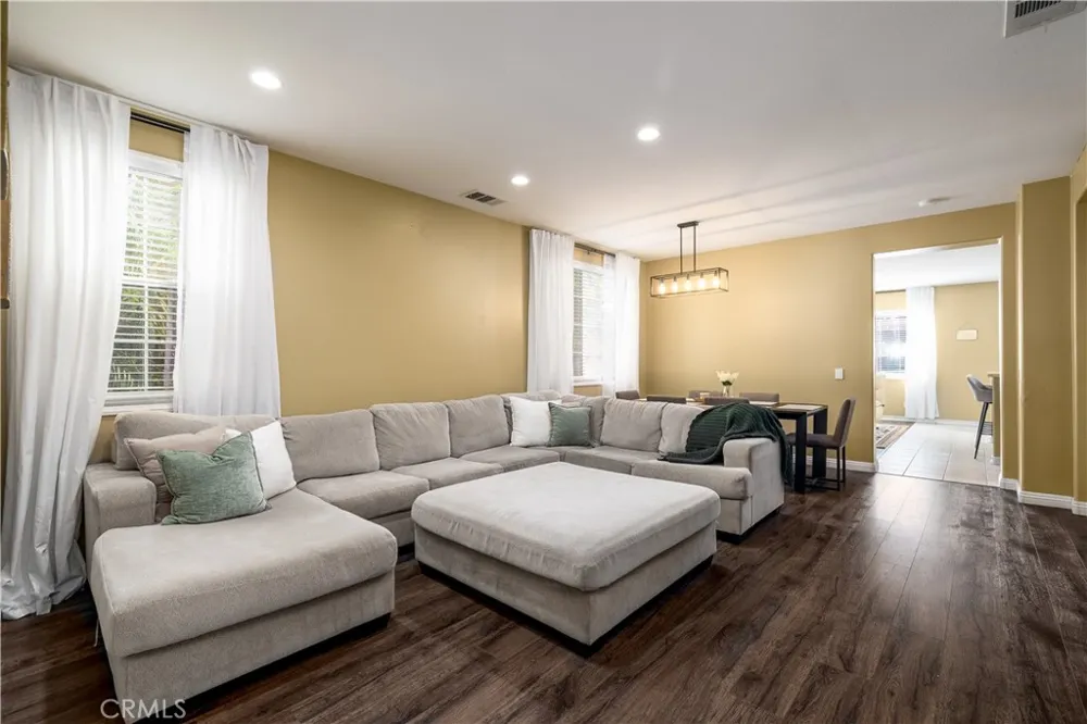 3738 Almansa Way Perris, CA 92571