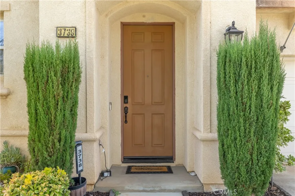 3738 Almansa Way Perris, CA 92571