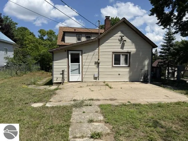 510 5th Street Ludington, MI 49431