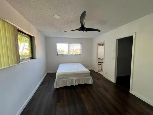 1671 NW 15th Vista Boca Raton, FL 33432