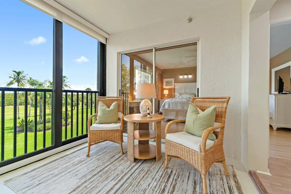 275 PALM AVENUE #C302 Jupiter, FL 33477